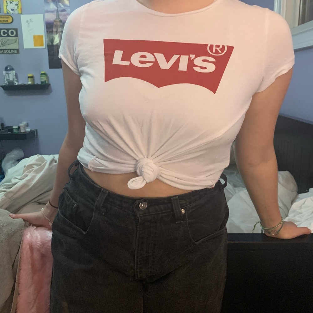Levi’s T-shirt